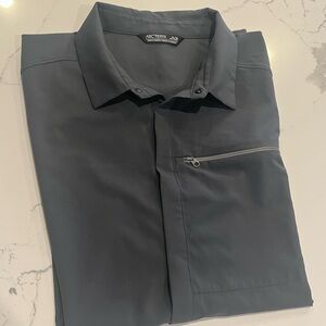 Arc'teryx Shirt Mens XL Grey Short Sleeve Button Down Performance Hiking Outdoor